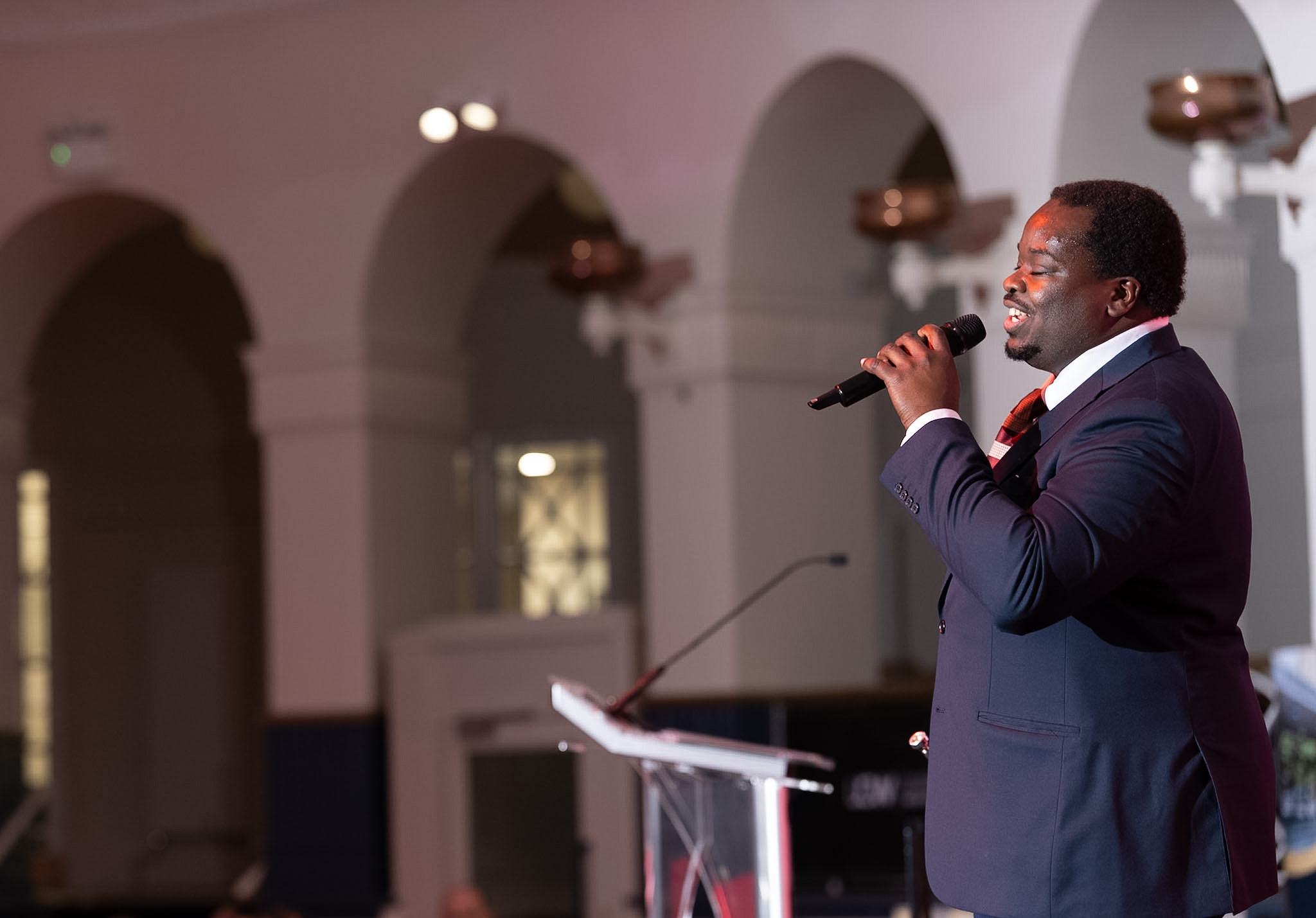 Marvin performing at the UCW Awards