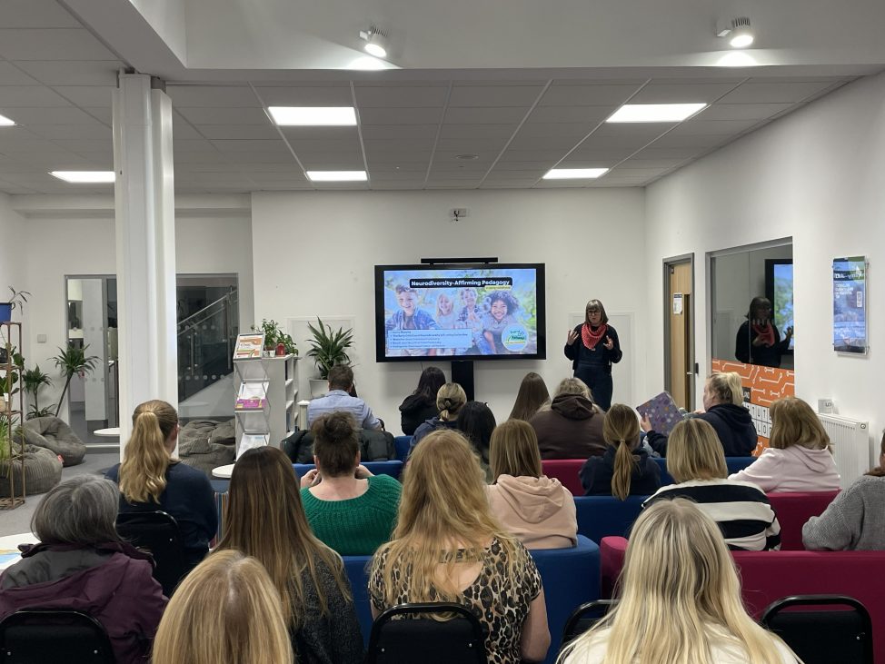 Kerry Murphy presenting at UCW