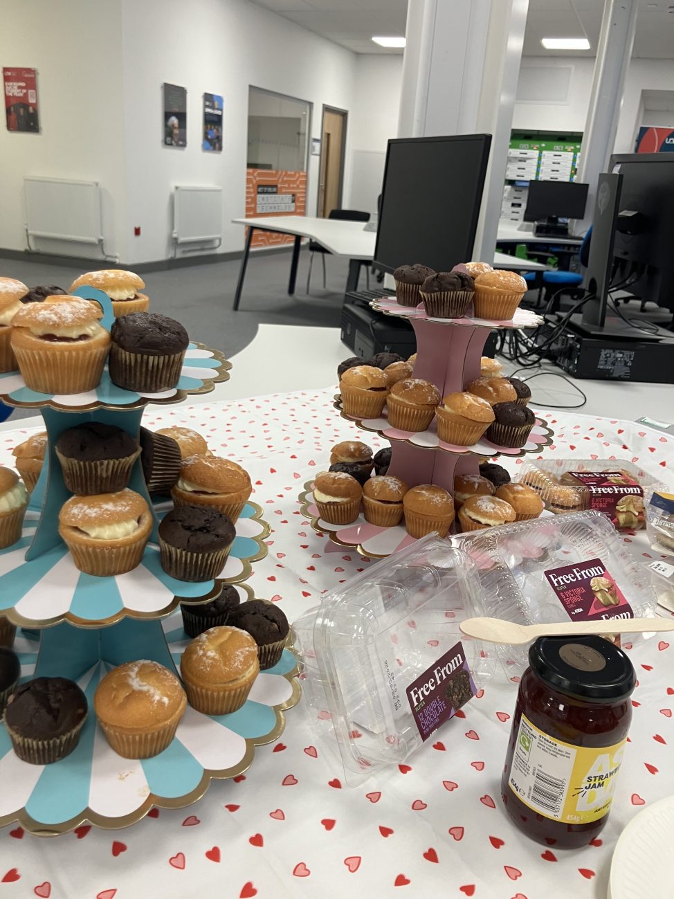 Cakes from Cake and Make