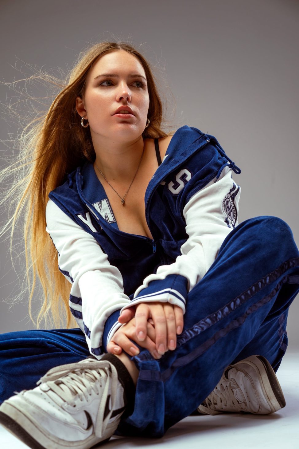 Linzi Ray